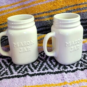 🛒🛍️💥Nwot lot of 2 off white stoneware Mason jar mugs brand new condition